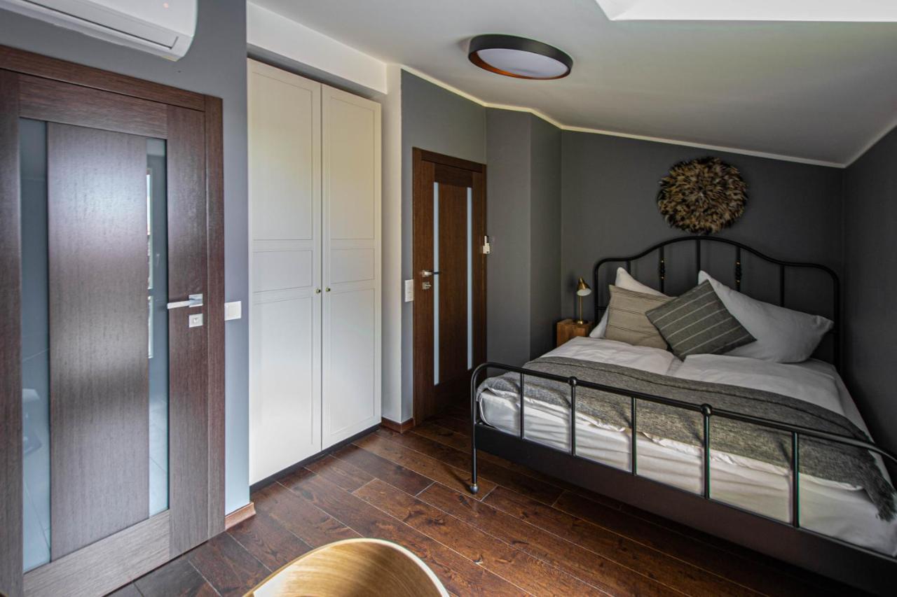 Quite Loft With Balcony And 3 Air Conditioners Praga Zewnętrze zdjęcie
